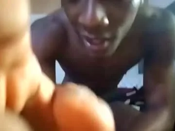 kingemizzy live stage