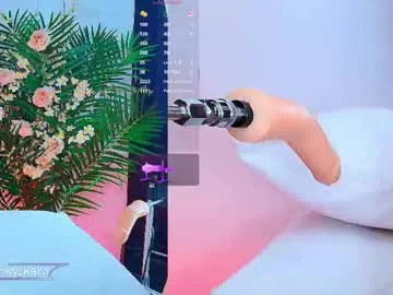 kinky_karo live stage