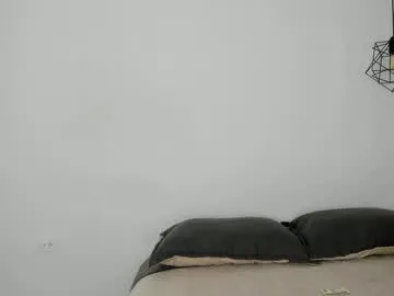 kristyl_paez live stage
