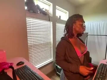 kyliesnowxxx live stage