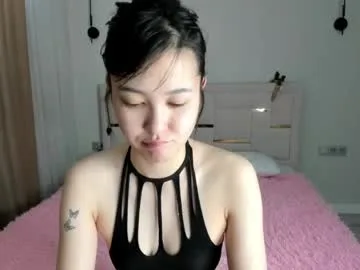 l1l_lola live stage