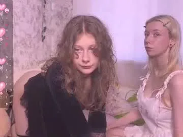l1ttlekiki live stage