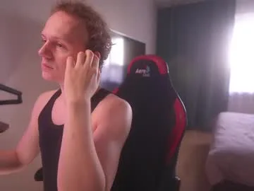 lardy_cock live stage