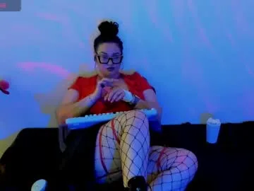 laura_sinner live stage