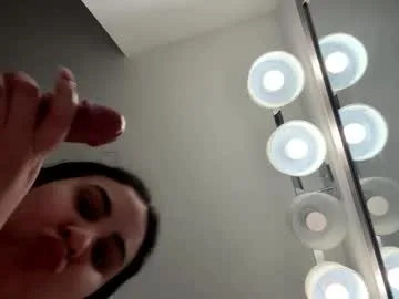 laurenivy live stage