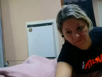 laylabrasil live stage