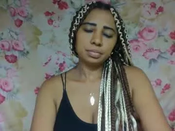 leatiana live stage
