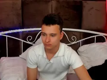 liam_milton live stage
