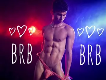 liam_your_boy live stage