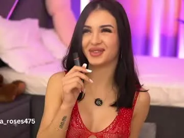 lila_hottie_rosie live stage