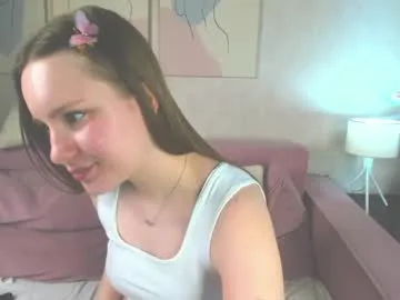 lina_smilee live stage
