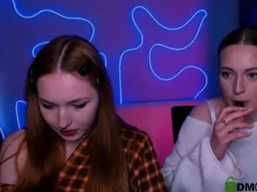 linaa_dolly live cam preview