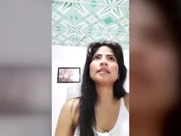linnet_laur live stage