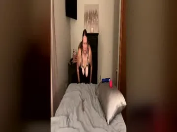 livyourfantasy live stage