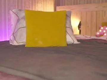 llittle_mi live stage