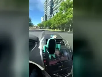 llqqaarrdd live stage