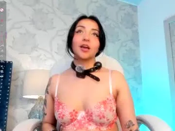 lolaberry_ live stage