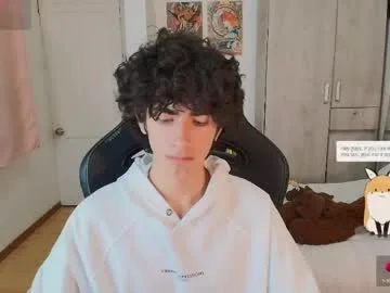 lucas_xo live stage