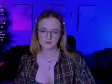 luna_berryy live stage