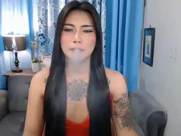 lytatto_lashes live stage