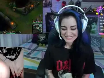 mature_gamer live stage