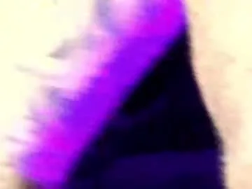 max__prada live stage