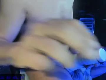 maxel_f live stage