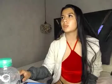 megan_pink18 live stage