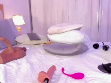 megan_rous2 live stage