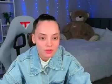 melaniealves live stage