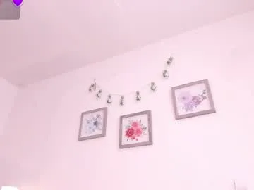 mely_rosee live stage