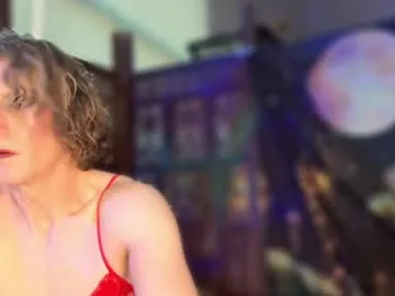 memyselfnirene804 live stage