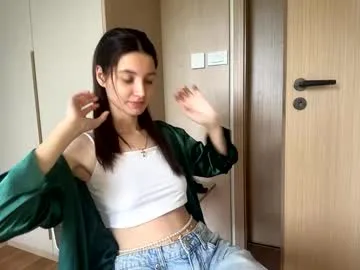 meralynn live stage