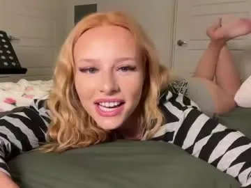 miaharperxox live stage