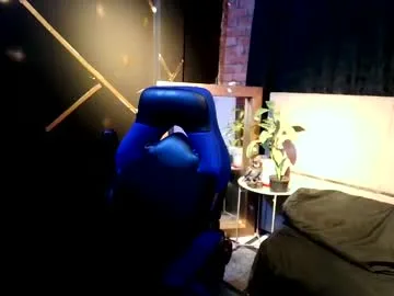 michell_h live stage
