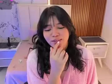 millyevans1 live stage