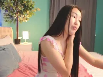 mina_k1m live stage