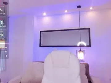 miranda_crawfor live stage