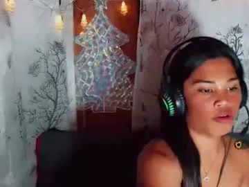 miss_bellah live stage