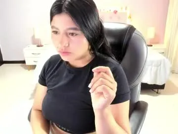 miss_cataleya__ live stage
