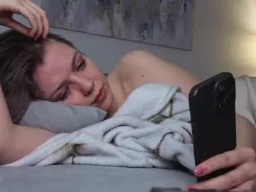 missvikiki live cam preview