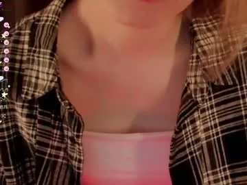 moon__girl live stage