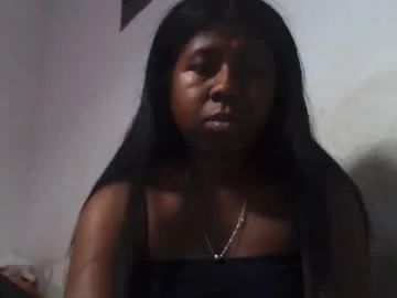 murielleee live stage