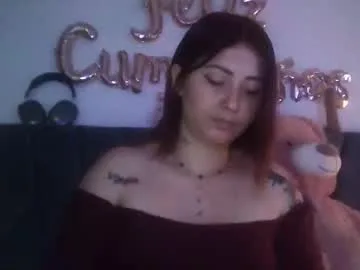 natasha_kein live stage