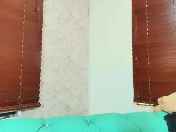 naughty_kittenm live stage