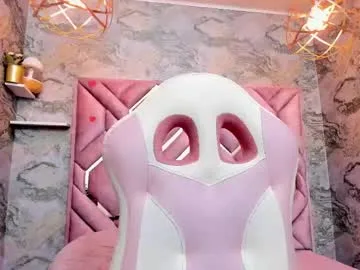 neffertiry_ebonny live stage
