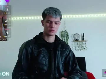 nick_torn live stage
