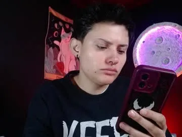nikky_tomboy444 live stage