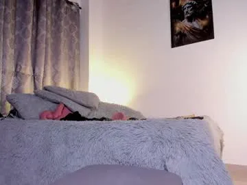 nina_fuentes live stage
