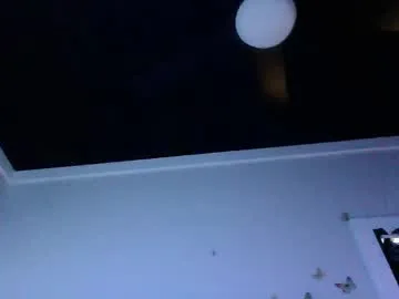 onlyreal1left live stage